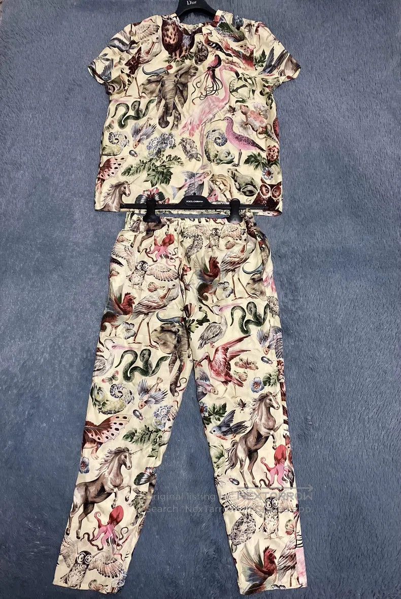 Valentino Valentino Silk suit Size S / US 4 / IT 40 - 1 Thumbnail