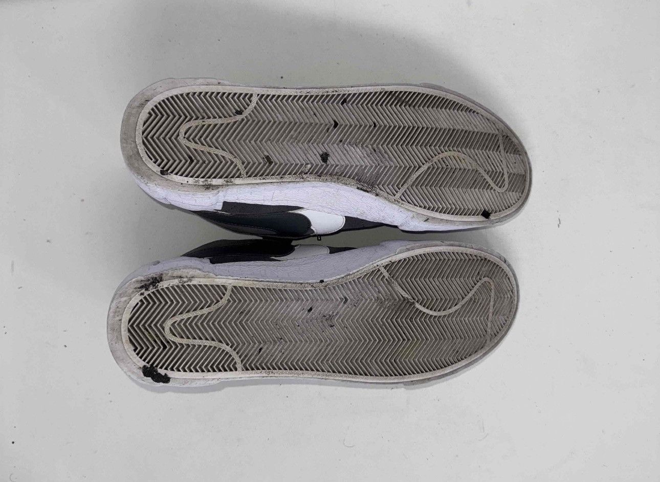 Nike × Sacai Men’s Sacai x Nike Blazer Low ‘Iron Grey’ - Size 11.5 Size US 11.5 / EU 44-45 - 5 Thumbnail