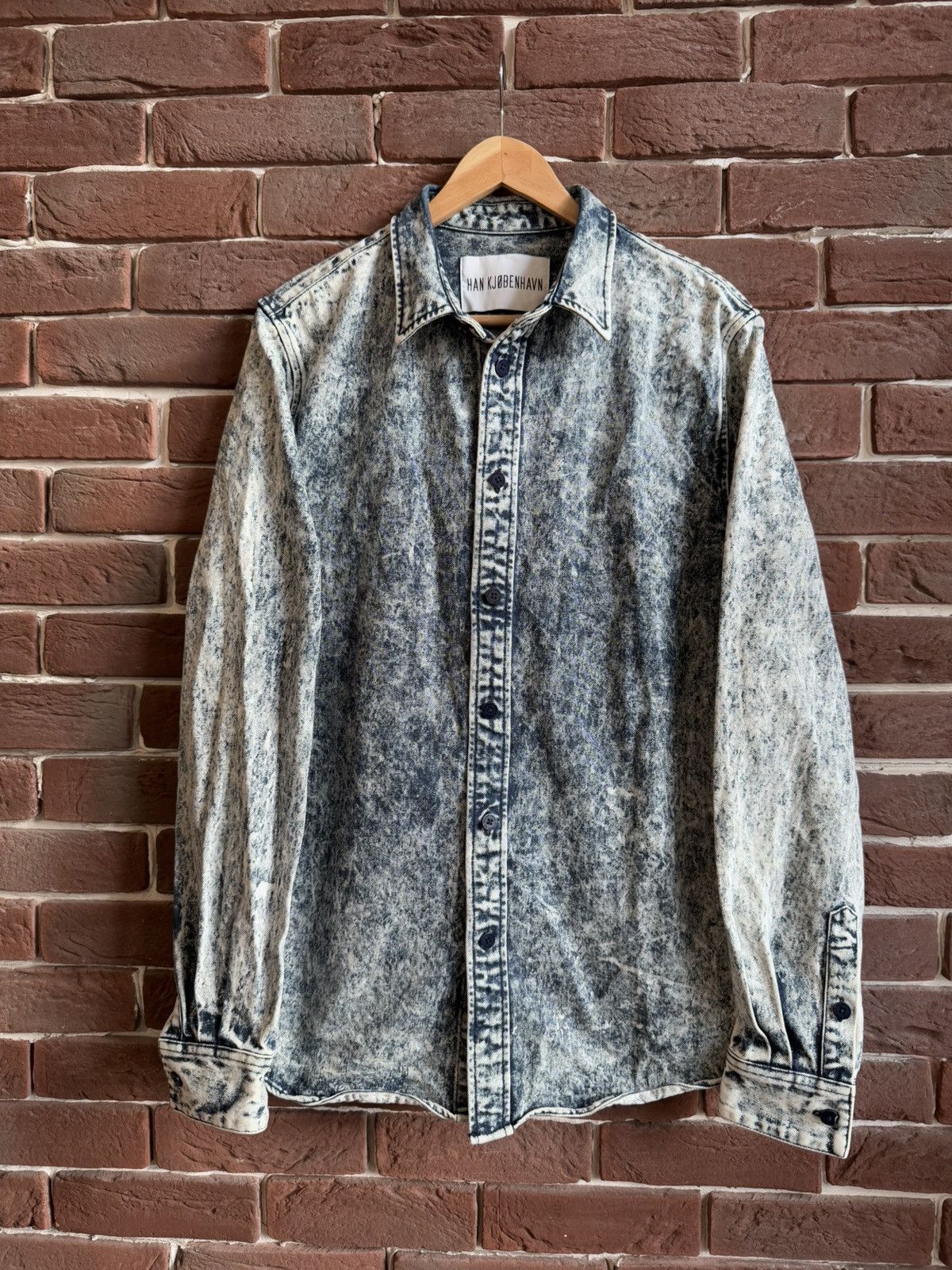 Han Kjobenhavn Han Kjobenhavn Everyday Acid Washed Denim Shirt XL Size US XL / EU 56 / 4 - 1 Thumbnail