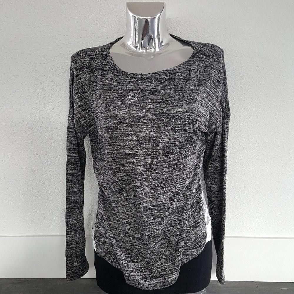 Designer Grey Merle Lace Detailed Long Sleeve Size M / US 6-8 / IT 42-44 - 1 Thumbnail