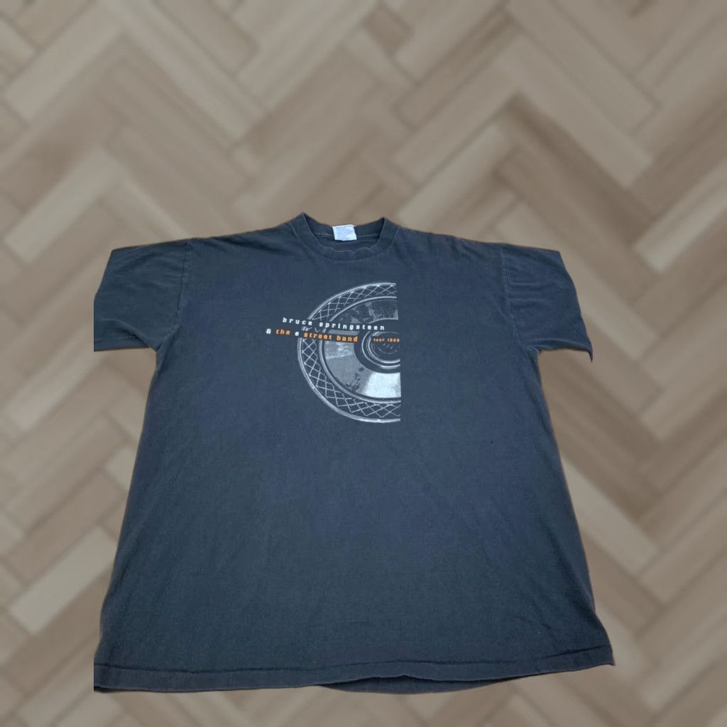 Vintage VINTAGE Bruce Springsteen & The E Street Band 1999 Tour Shirt XL Black All Sport T-Shirt Men Band Graphic Print Crew Neck Short Sleeve 11525 Mens Size US XL / EU 56 / 4 - 1 Thumbnail