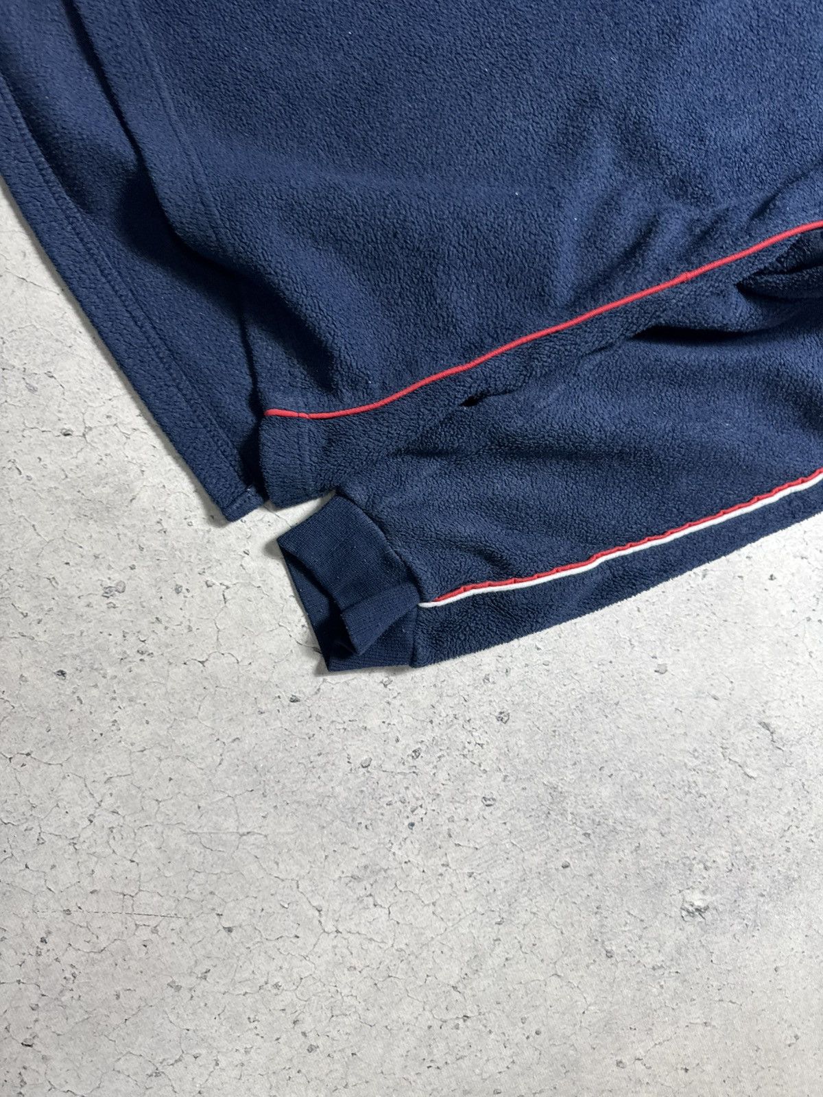 Umbro Umbro Vintage Fleece Sweatshirt Size XL Navy Size US XL / EU 56 / 4 - 3 Thumbnail
