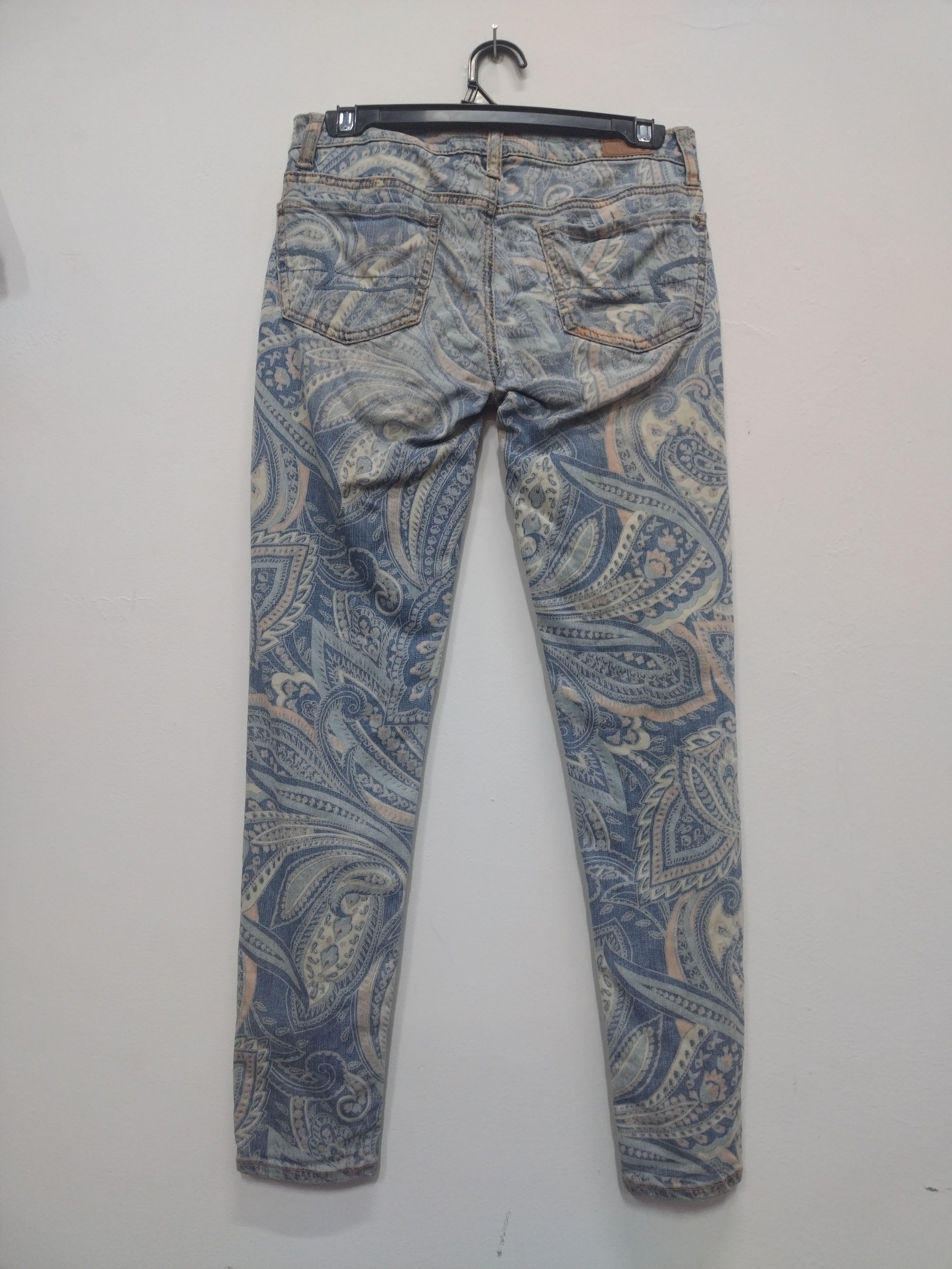 American Eagle Outfitters Paisley American eagle super stretch jegging fit jeans Size 29" - 2 Thumbnail