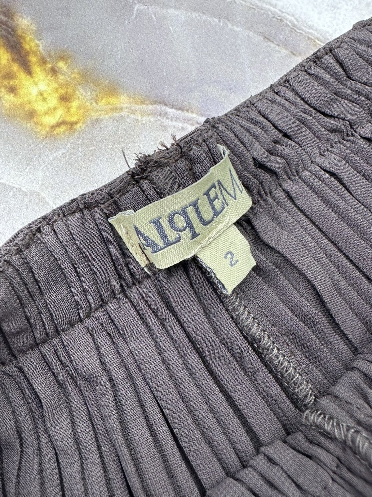 Japanese Brand Vintage Cropped Pleated Wide Pants Size 26" / US 2 / IT 38 - 2 Thumbnail