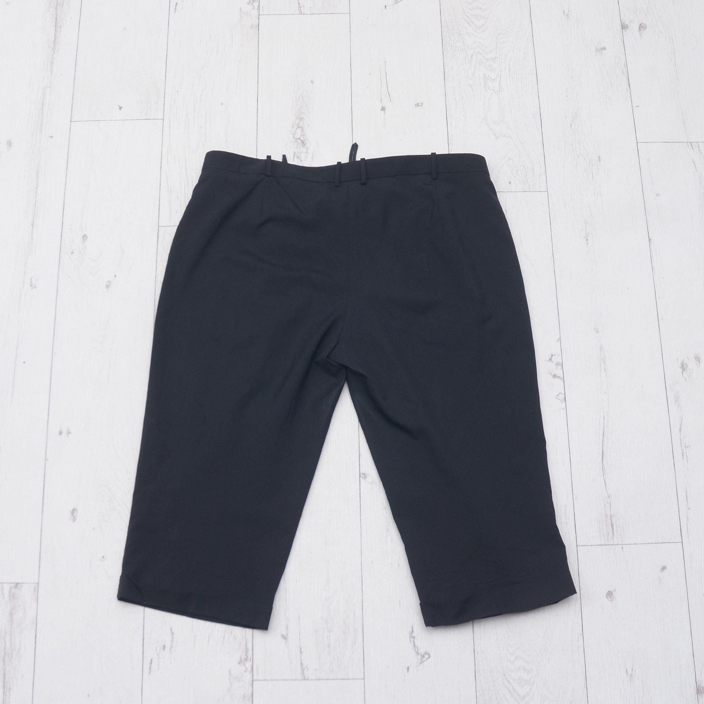 Jil Sander × Vintage Vintahe Jil Sander Black Short Pants Size 40 Wool Italy Size 27" / US 4 / IT 40 - 7 Thumbnail