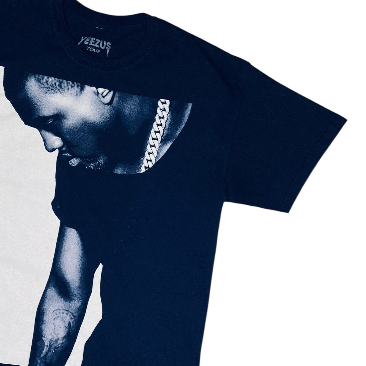 Kanye West KANYE WEST YEEZUS PORTRAIT Size US M / EU 48-50 / 2 - 4 Thumbnail