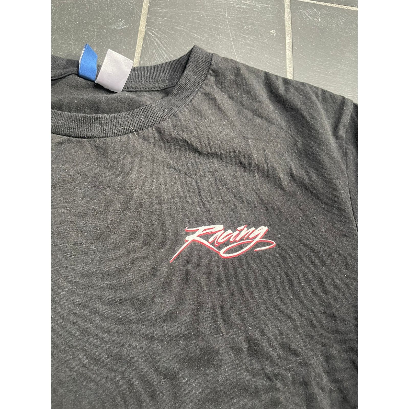 H&M Graphic Tee Size Medium Red Black Size US M / EU 48-50 / 2 - 3 Thumbnail