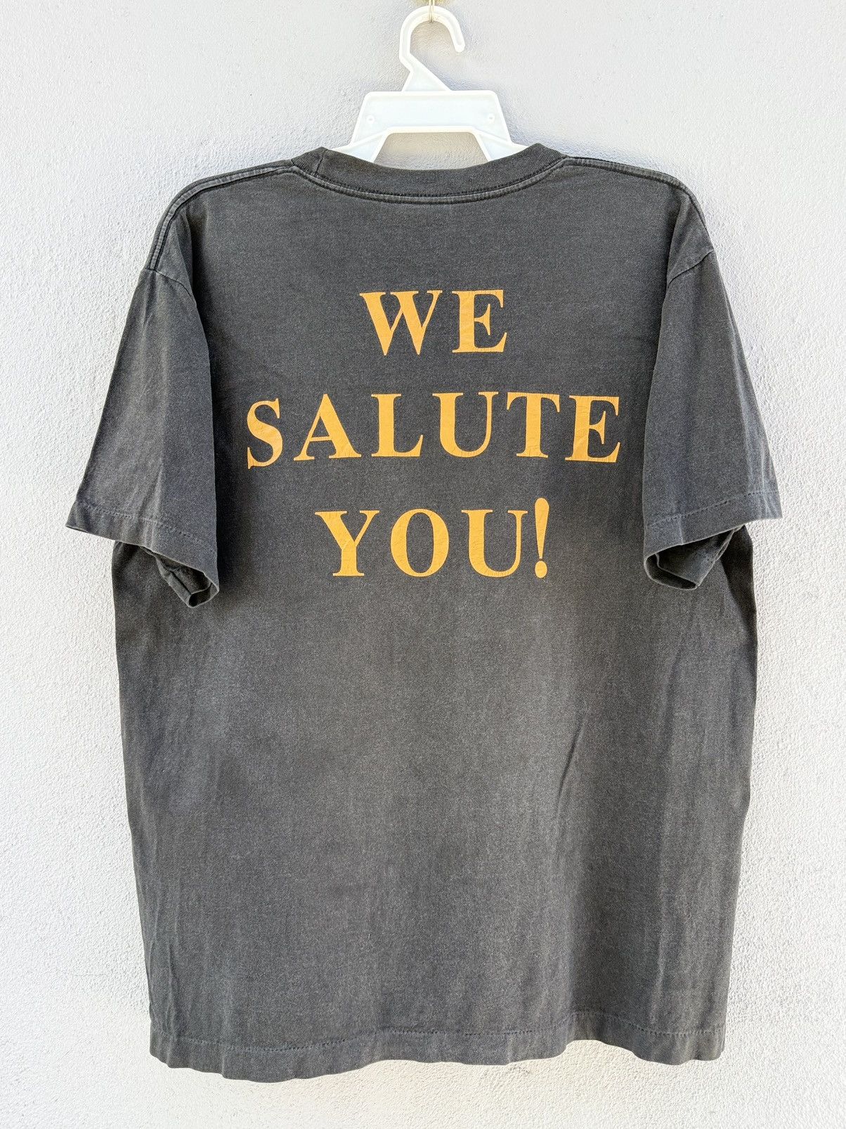 Band Tees Thrashed Vintage 90s ACDC WE SALUTE YOU Rock Grunge Faded T Size US L / EU 52-54 / 3 - 2 Thumbnail