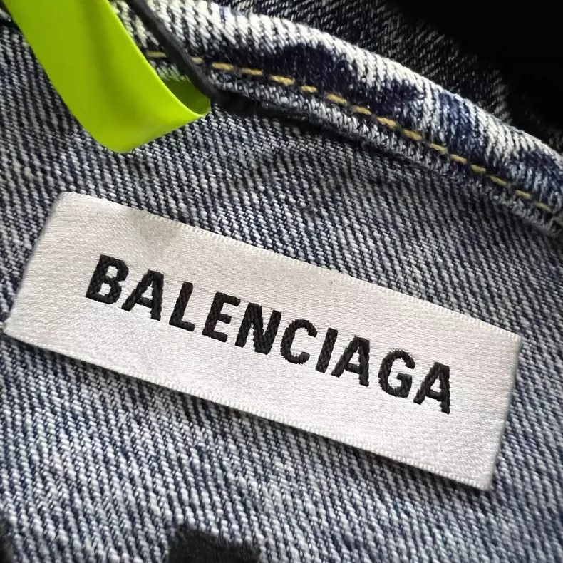 Balenciaga Balenciaga size 34 Make an old embroidered logo denim jack Size XS / US 0-2 / IT 36-38 - 4 Thumbnail