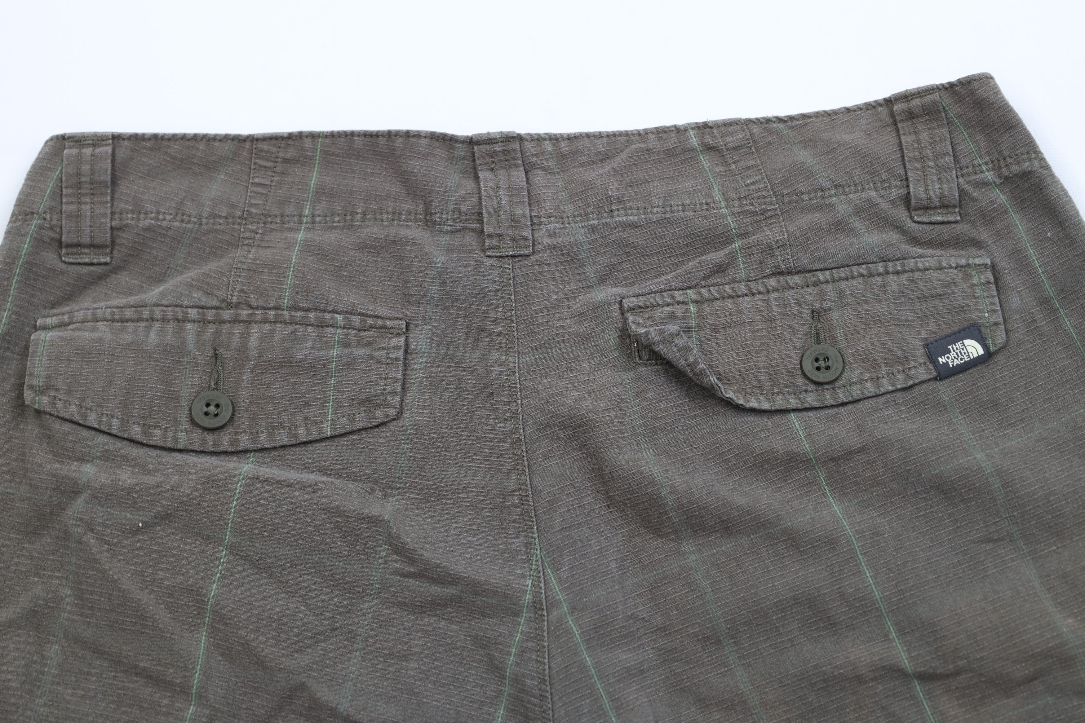 The North Face Vintage The North Face Rainier Surplus Trekking Cargo Shorts Size 36" / US 14 / IT 50 - 10 Thumbnail