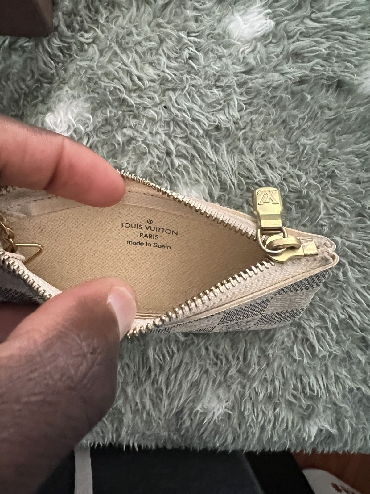 Louis Vuitton Louis Vuitton Damier Azur Key Pouch Size ONE SIZE - 5 Thumbnail