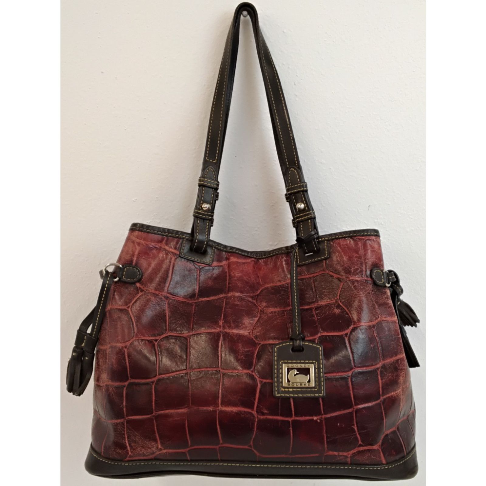 Dooney & Bourke Dooney & Bourke Handbag Red Croc Embossed Leather VTG Size ONE SIZE - 2 Thumbnail