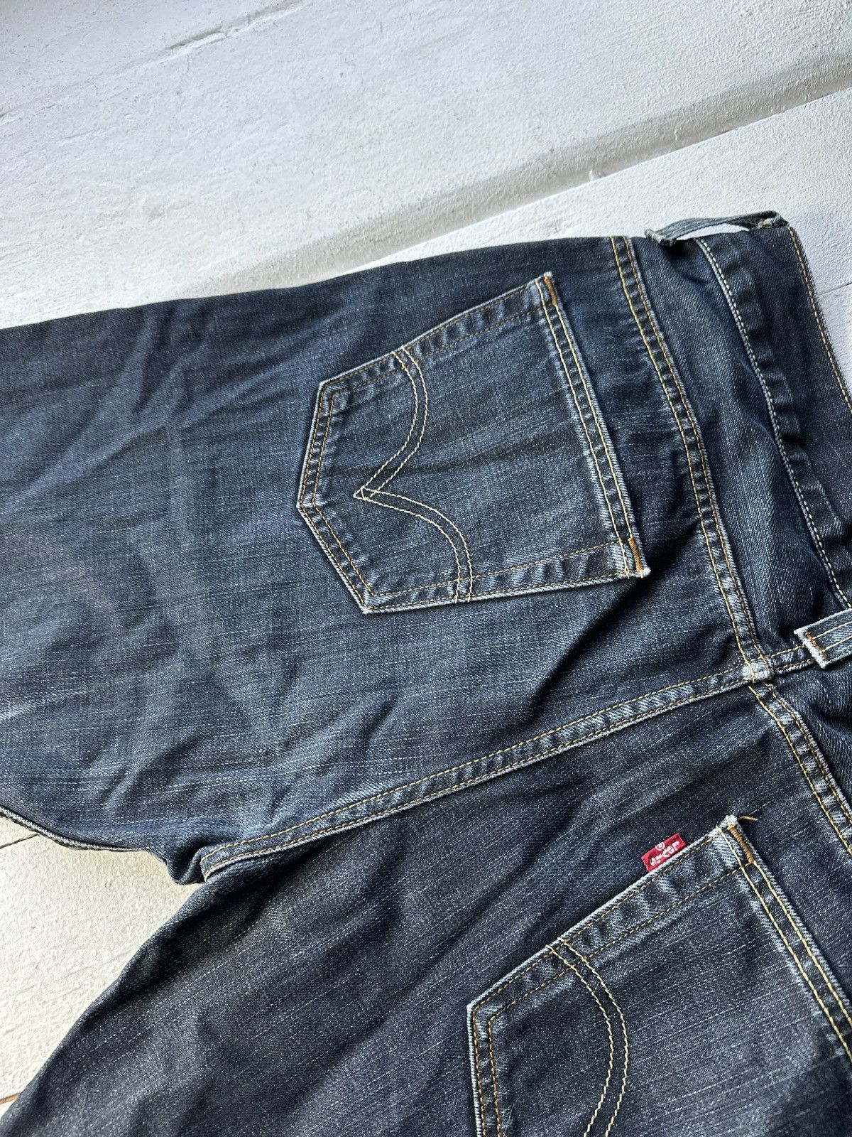 Levi's 🚨Vintage 90s Levis Jeans 506 LEGEND y2k dark Wash Denim Size US 35 - 12 Thumbnail