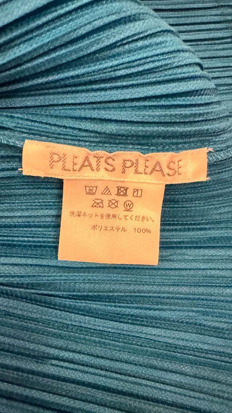 Issey Miyake Issey Miyake Blue pleated hoodie Size XS / US 0-2 / IT 36-38 - 3 Thumbnail