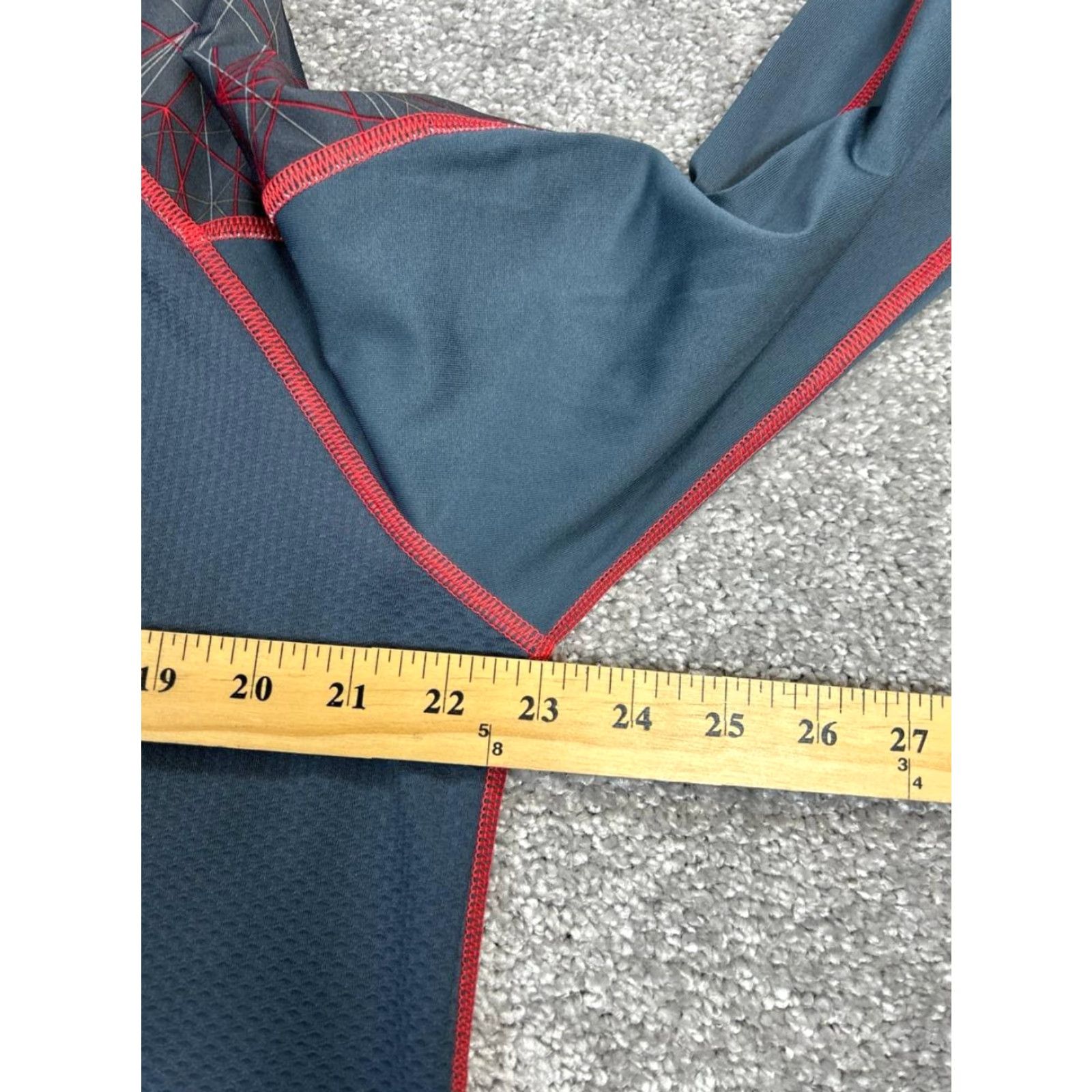 Under Armour Under Armour Pullover Shirt Mens L Gray Red ColdGear 1/4 Zip Activewear Running & Jogging Mens Size US L / EU 52-54 / 3 - 7 Thumbnail