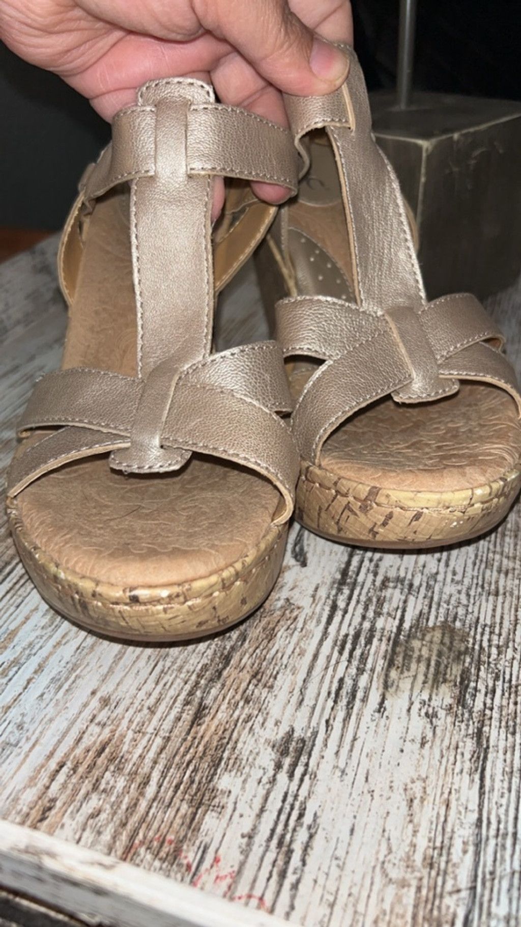 Other Women's B.O.C. Born Concept Gold Cork Wedge Sandals Size 9.5 Size US 9 / IT 39 - 8 Thumbnail