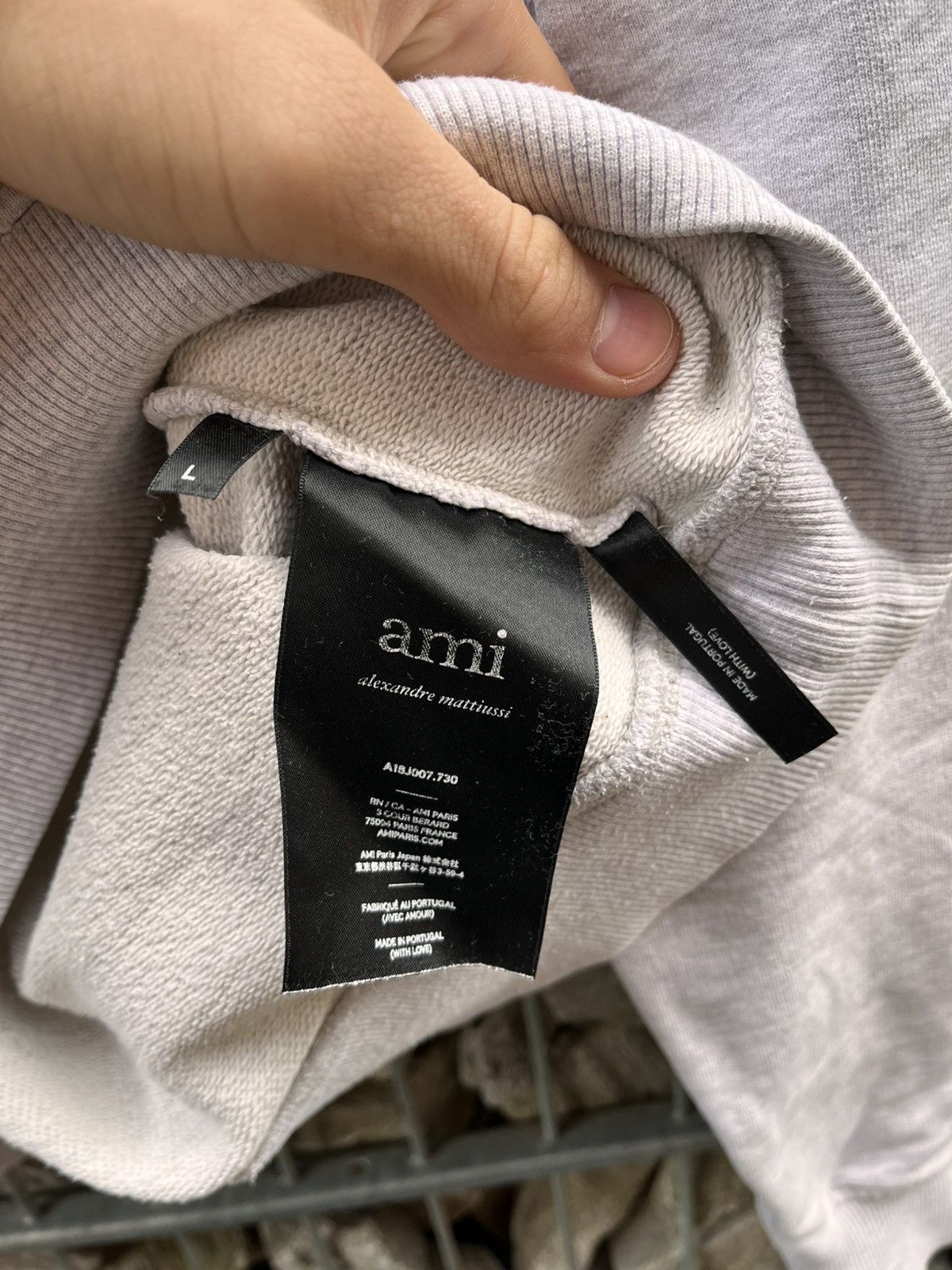 AMI Ami Sweatshirt Love Logo Embroider Classic Luxury Sweater Size US M / EU 48-50 / 2 - 6 Thumbnail