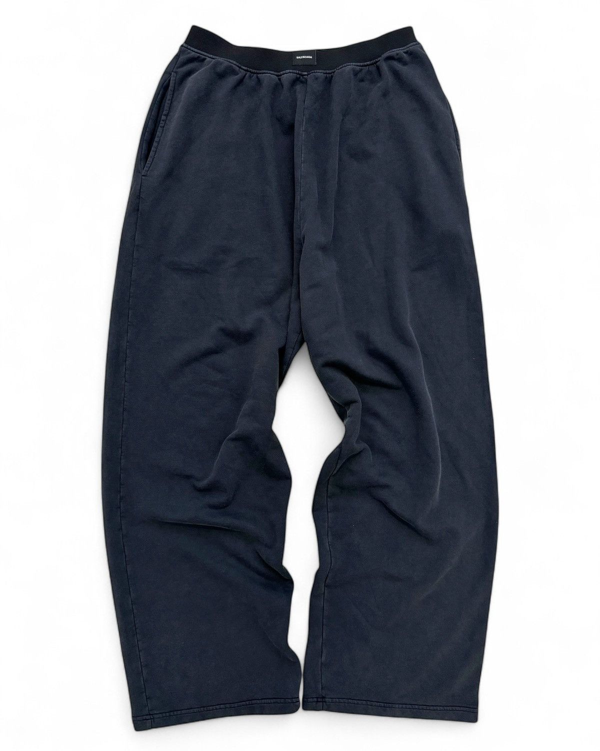 Balenciaga 2024 Chinese Exclusive Faded Baggy Sweatpants Size US 34 / EU 50 - 1 Thumbnail