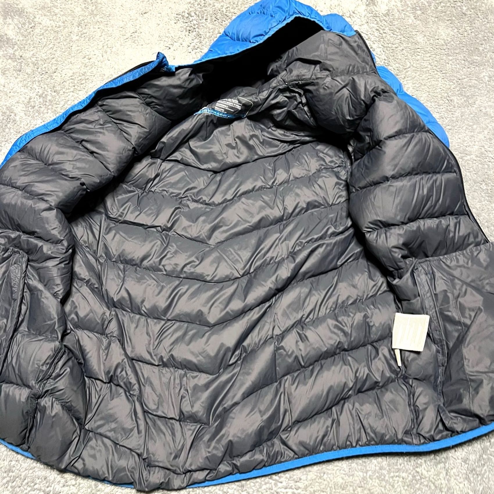 Vintage Trespass Down Jacket Mens XXL Quilted Coat Blue Hooded Stormer flaw Hole by pocket Regular Mens 2XL Jacket Puffer Blue Size US XXL / EU 58 / 5 - 7 Thumbnail