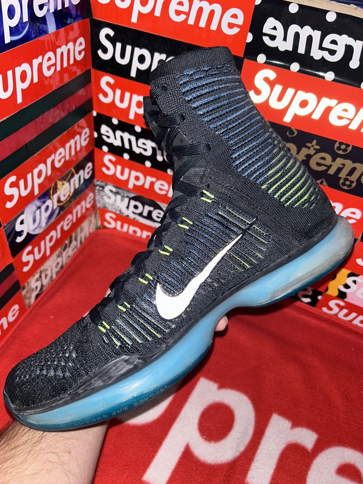 Nike Nike Kobe 10 Elite Commander 718763-004 size 12 with box Size US 12 / EU 45 - 9 Thumbnail