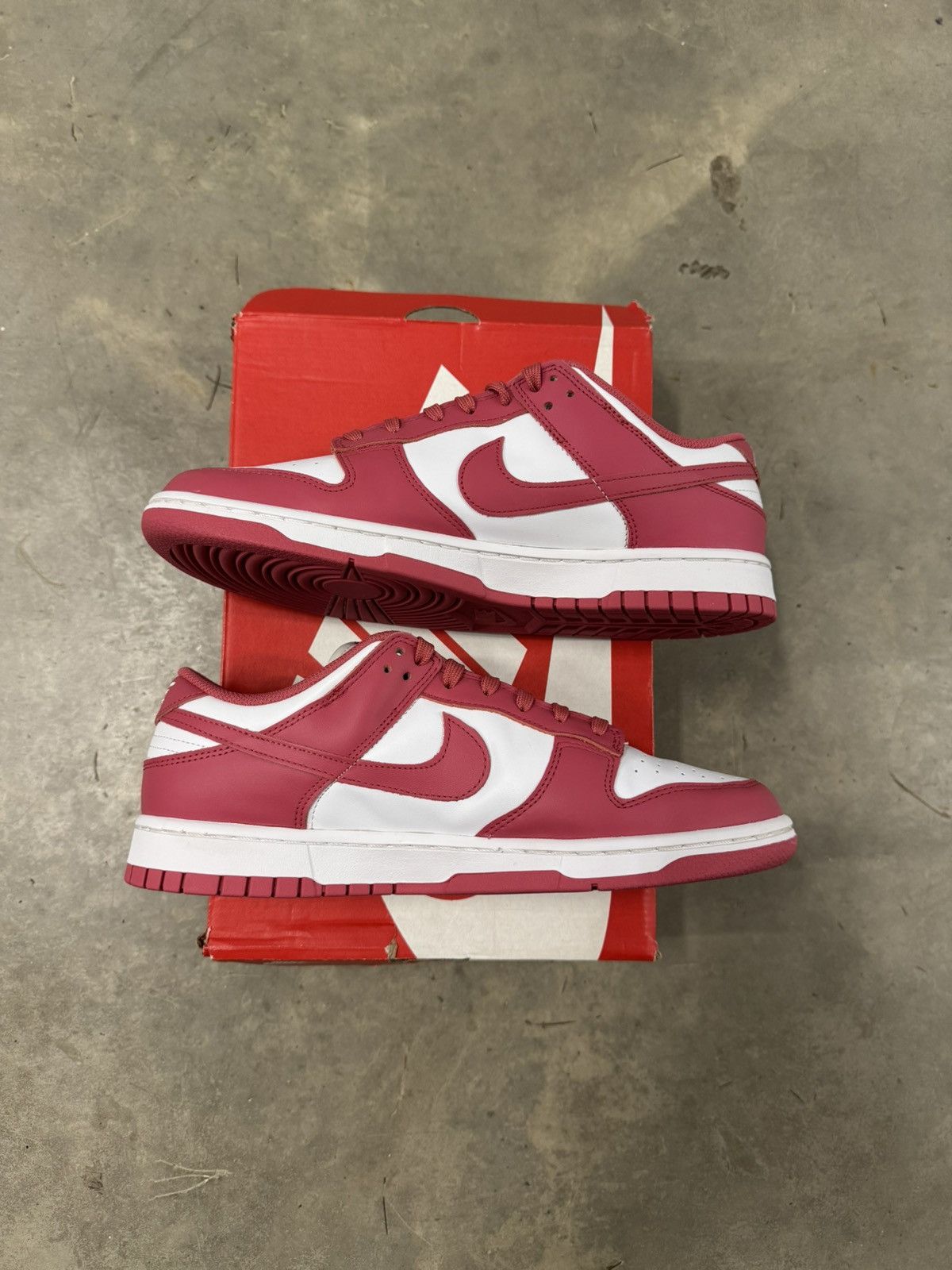 Nike Nike Dunk Low WMNS Archeo Pink Size 12W Size US 12 / IT 42 - 3 Thumbnail