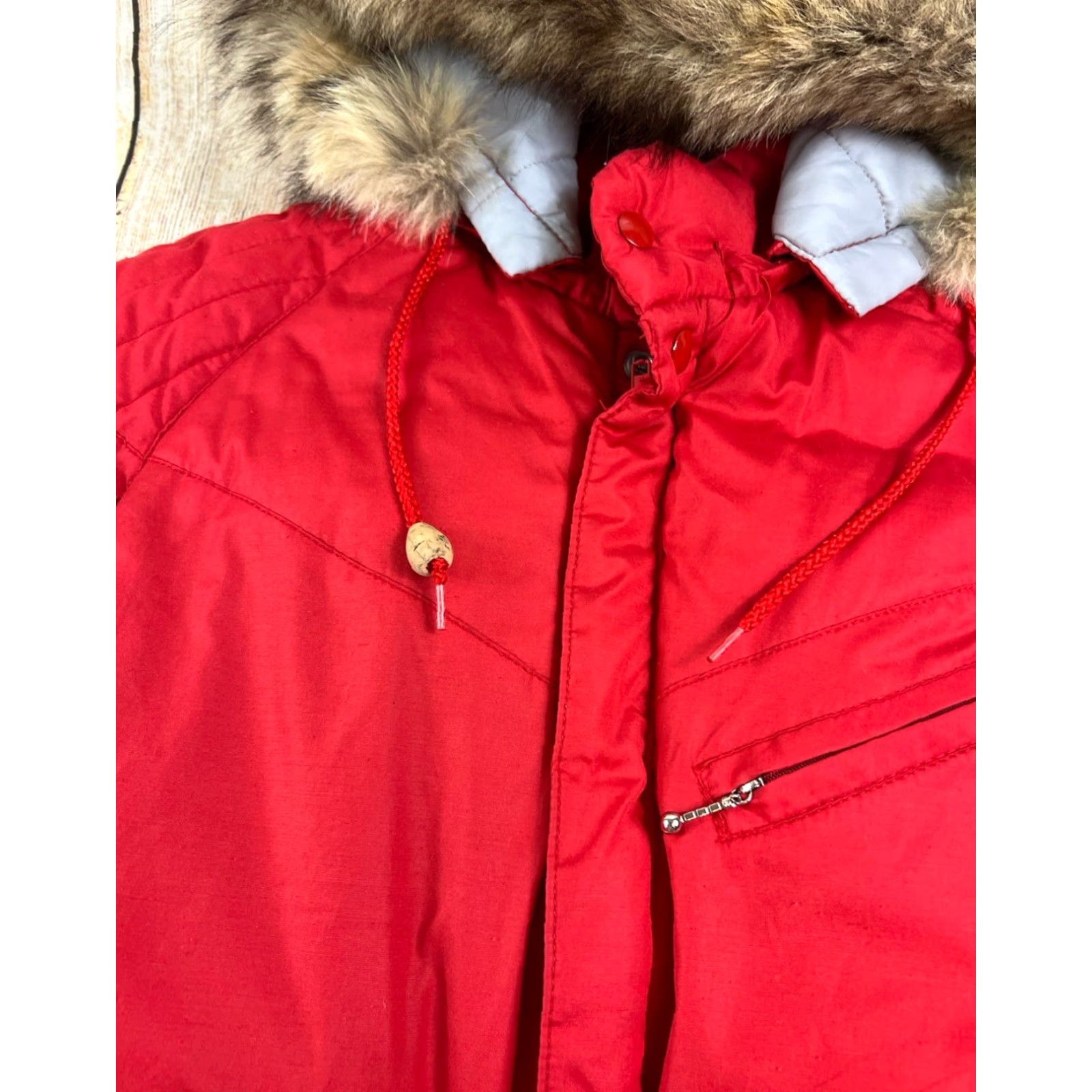 Golden Goose VINTAGE Women’s Golden Goose Red Puffer Coat Fur Lined Hood 90s Small S Womens Size S / US 4 / IT 40 - 3 Thumbnail