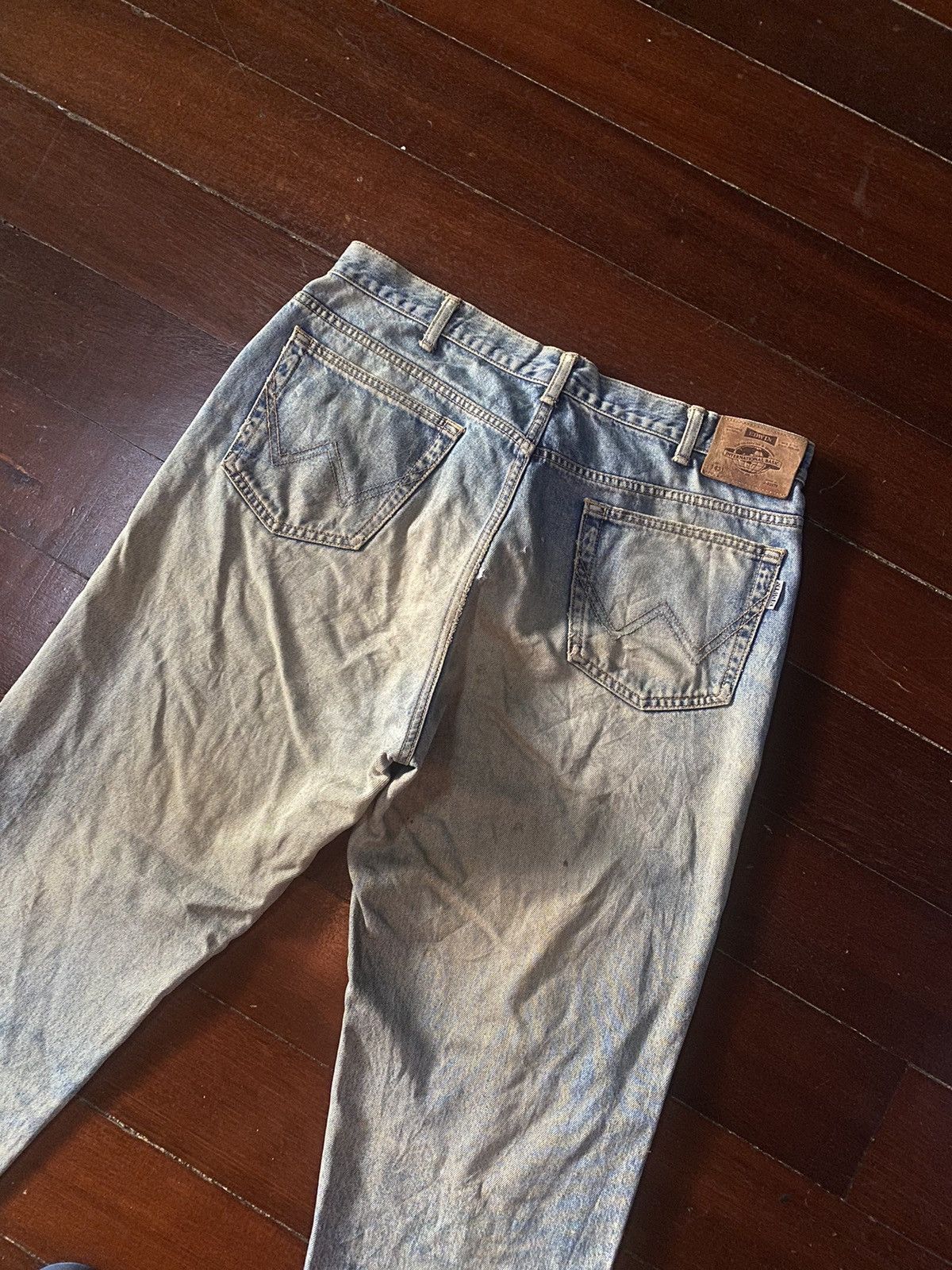 Edwin × Vintage FIRE 🔥 VINTAGE EDWIN INTERNATIONAL distressed faded mud wash Size US 36 / EU 52 - 12 Thumbnail