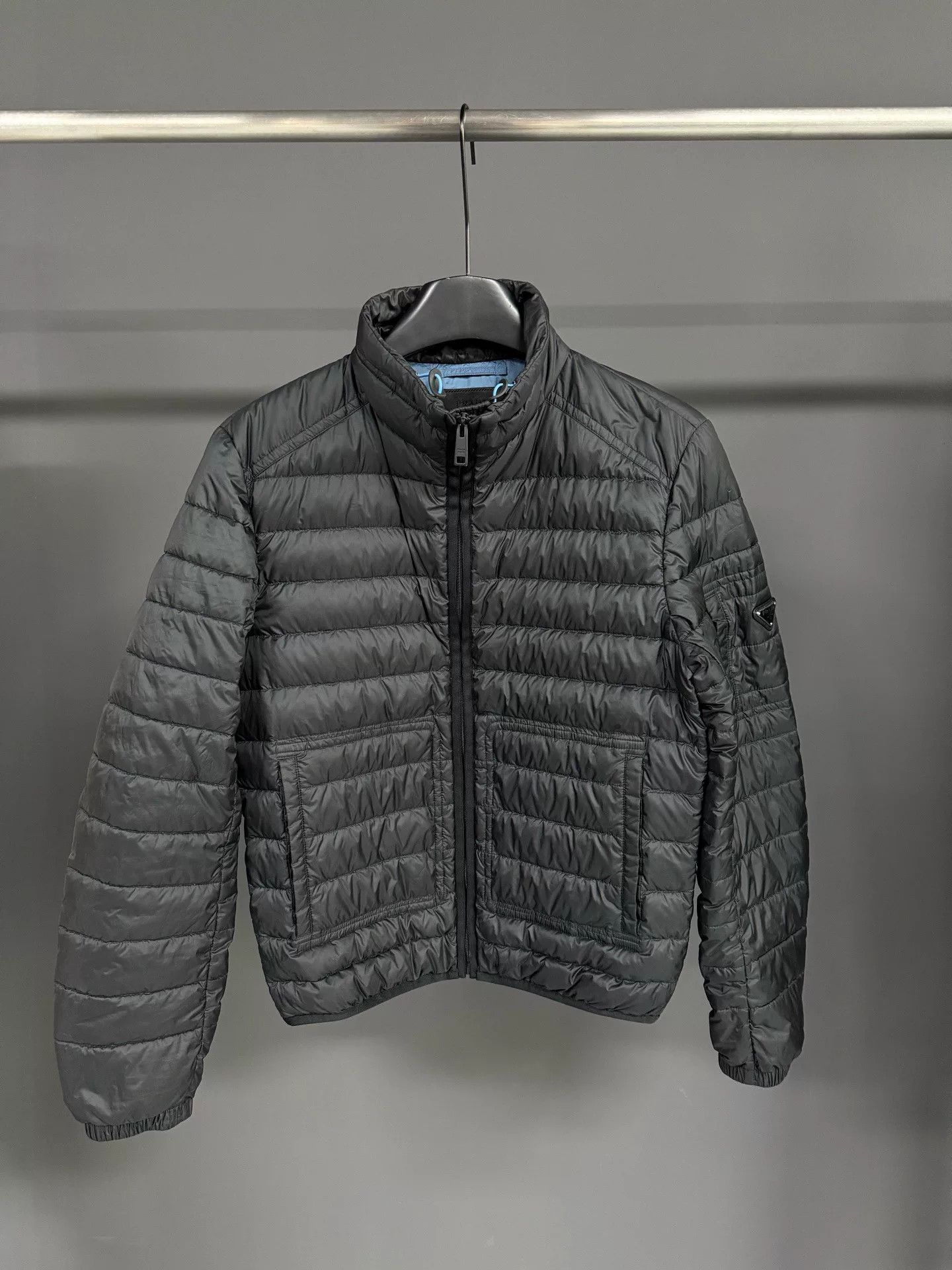 Prada Prada Down Black Heavy Coat 46 Men Size US L / EU 52-54 / 3 - 1 Thumbnail