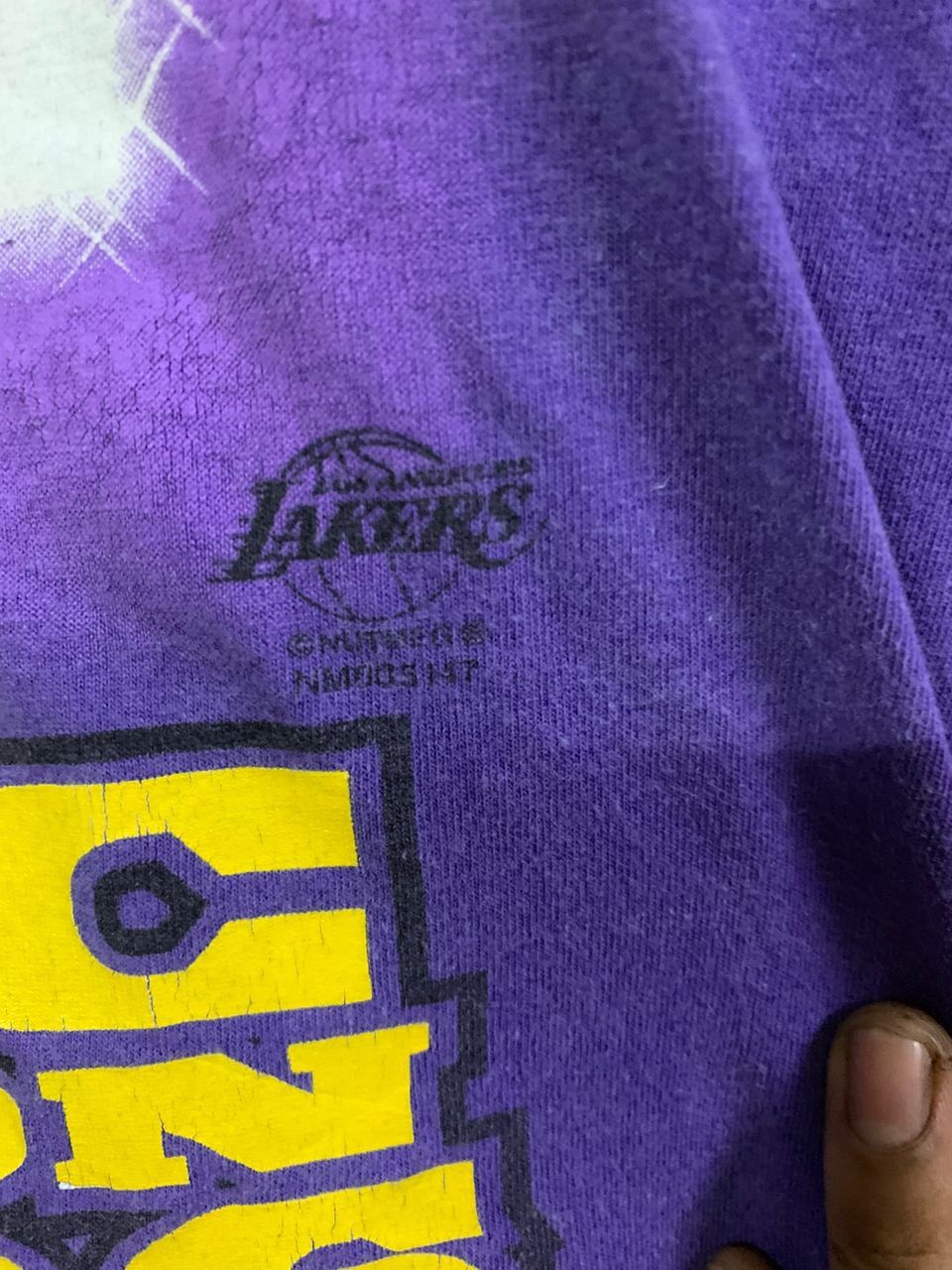 Vintage Vintage Lakers Shirt By Magic Johnson 1996 Size US XL / EU 56 / 4 - 7 Thumbnail
