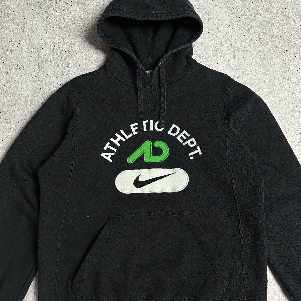 Nike × Vintage Athletic Dept Nike Vintage Hoodie Big Logo Boxy Y2k Style Size US S / EU 44-46 / 1 - 3 Thumbnail
