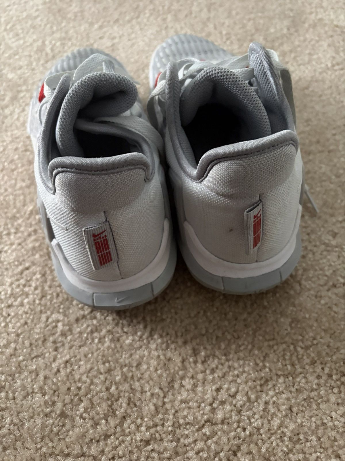 Nike Nike LeBron Witness 6 Men's Basketball Sneaker Size US 7 / EU 40 - 5 Thumbnail