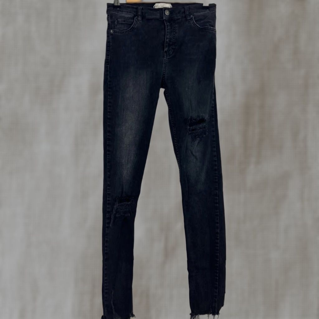 Free People VINTAGE Free People Jeans Distressed Ankle 27x29 Black Denim Womens 27 29 Inseam Skinny Size 27" / US 4 / IT 40 - 1 Thumbnail