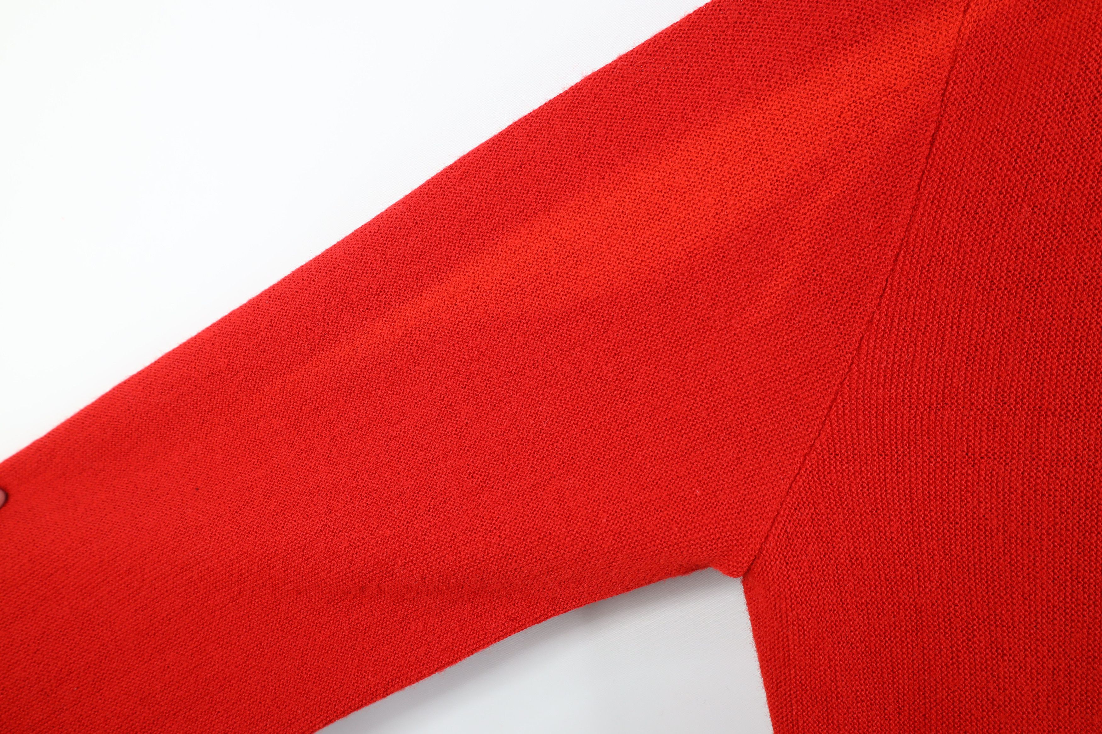Vintage Vintage 70s Streetwear Faded Knit Cardigan Sweater Red USA Size US L / EU 52-54 / 3 - 6 Thumbnail