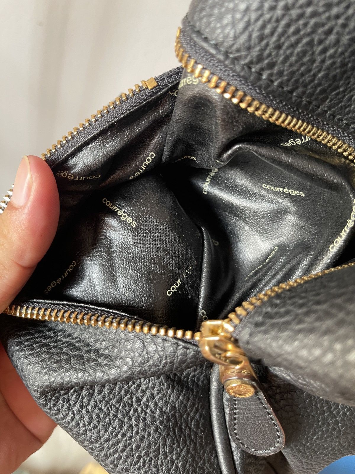 Courreges Courreges paris Boston Travel bag Size ONE SIZE - 19 Thumbnail