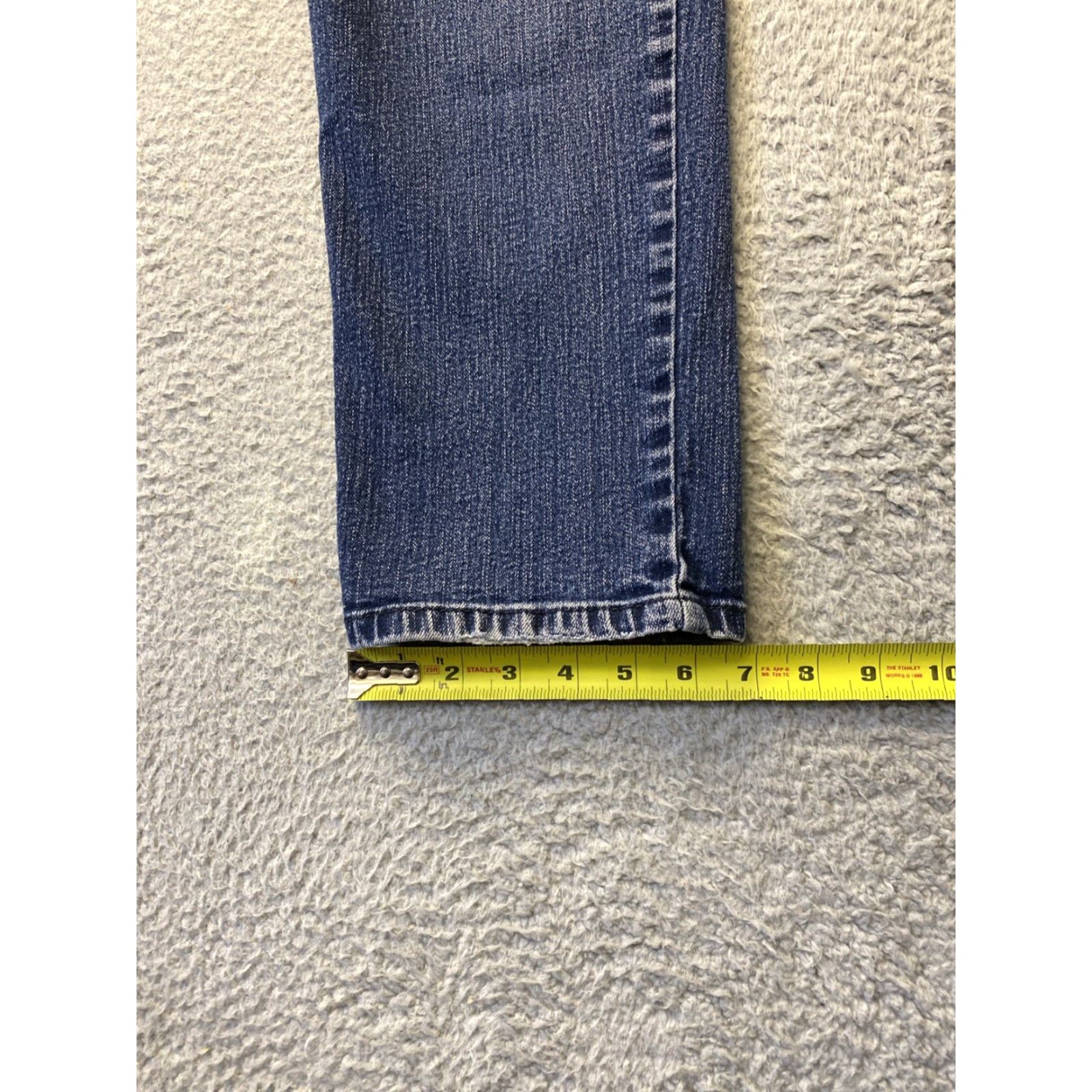 Gloria Vanderbilt Gloria Vanderbilt Amanda Stretch Denim Jeans 18 Ladies' Blue 34x30 16021 Regular Rise Zip Button Closure Inseam 30 Size 40" / US 18 - 7 Thumbnail