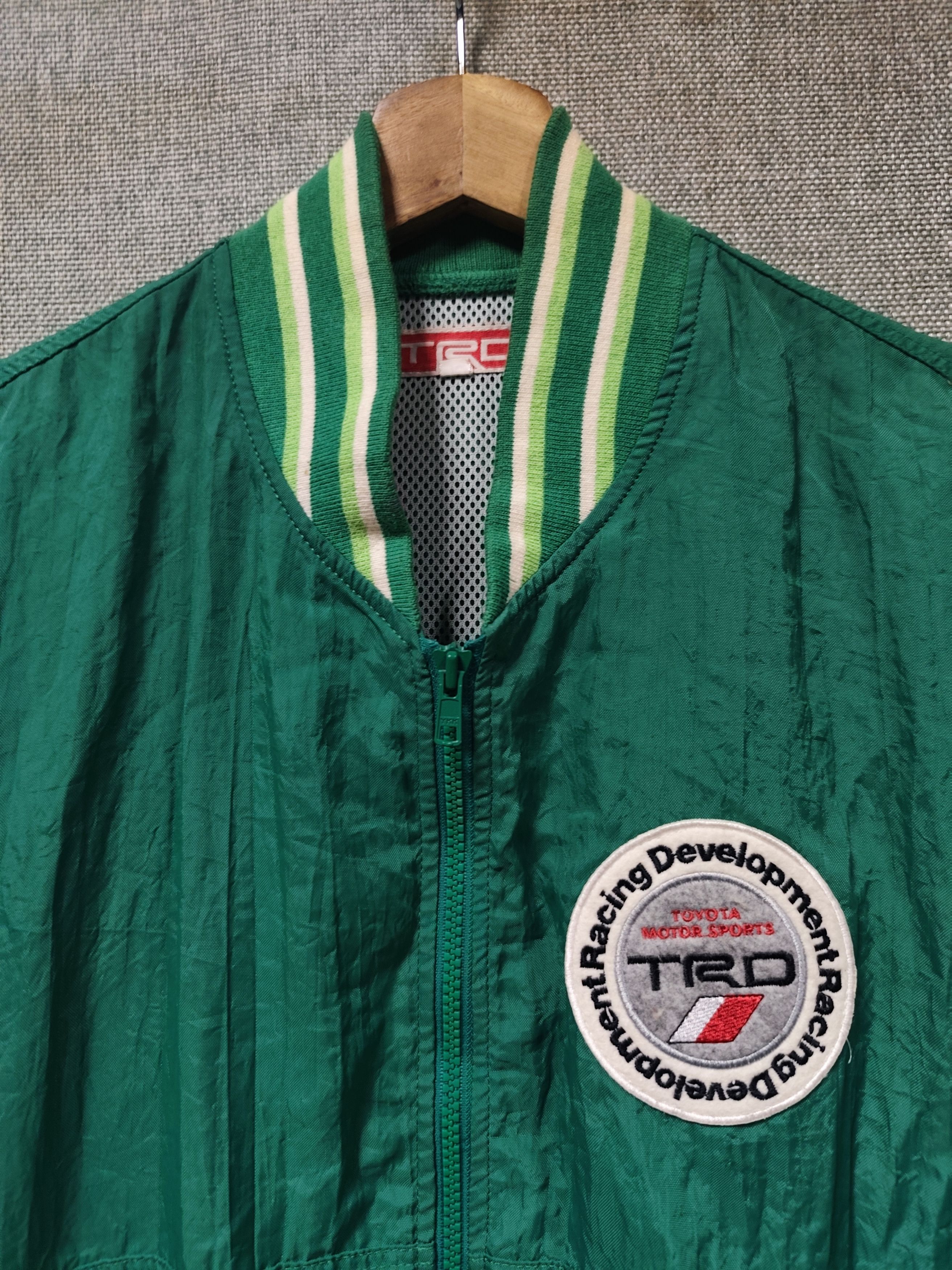Vintage Vintage 90s Toyota TRD Zipper Jacket Motorsport Racing Team Size US L / EU 52-54 / 3 - 3 Thumbnail