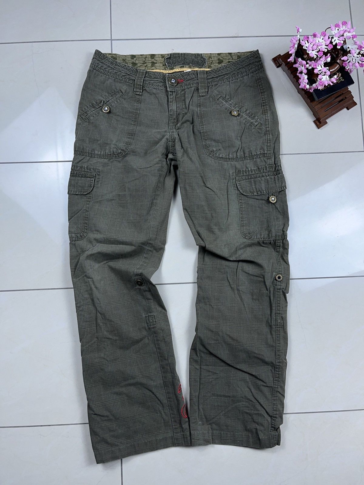 Japanese Brand × Vintage ➕ vintage y2k Maharishi style leg embroidery cargo pants Size 30" / US 8 / IT 44 - 1 Thumbnail