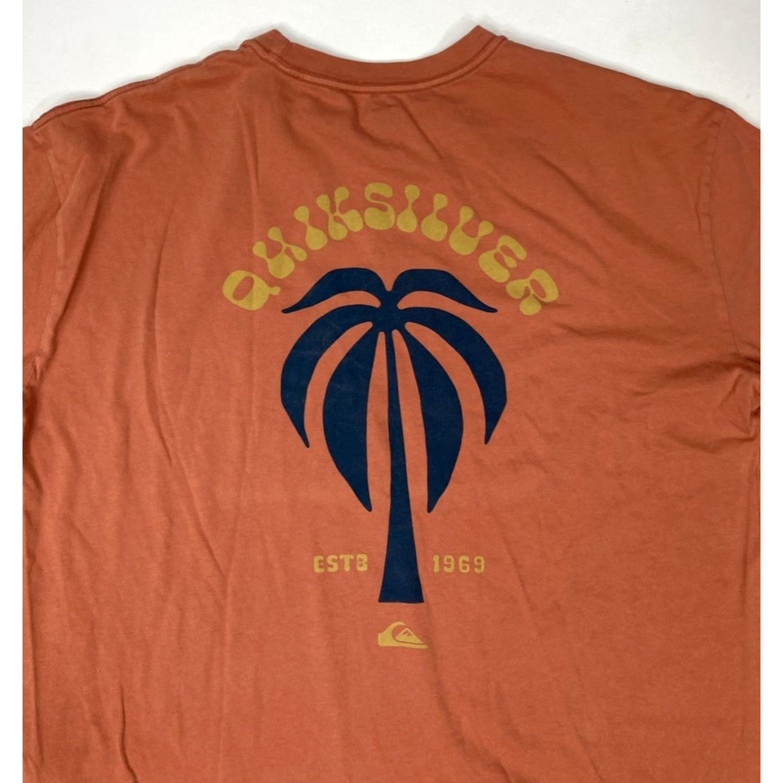 Quiksilver VINTAGE Quiksilver The Mountain & The Wave Graphic T-shirt Men Large Oversized Orange Size US L / EU 52-54 / 3 - 2 Thumbnail