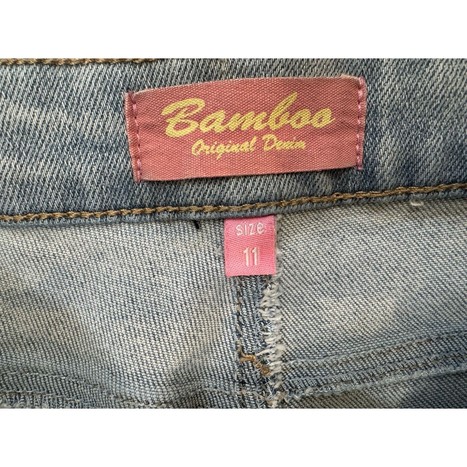 United Bamboo Bamboo Og Denim Skinny Jeans Jr Size 11 Distressed Raw Hem Size 28" / US 6 / IT 42 - 12 Thumbnail