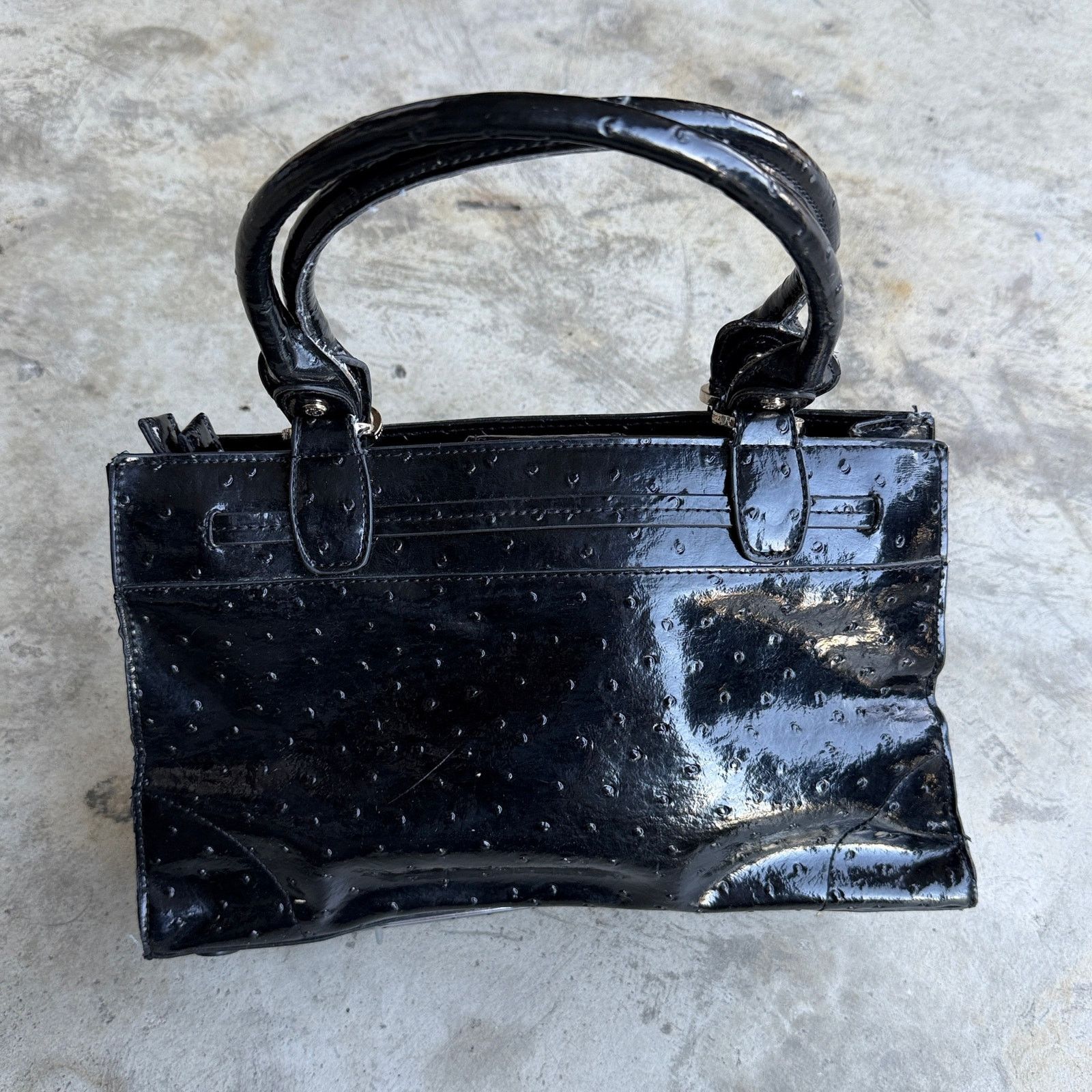 Liz Claiborne Vintage Y2K Black Ostrich Patent Bow Shoulder Bag Purse Size ONE SIZE - 3 Thumbnail