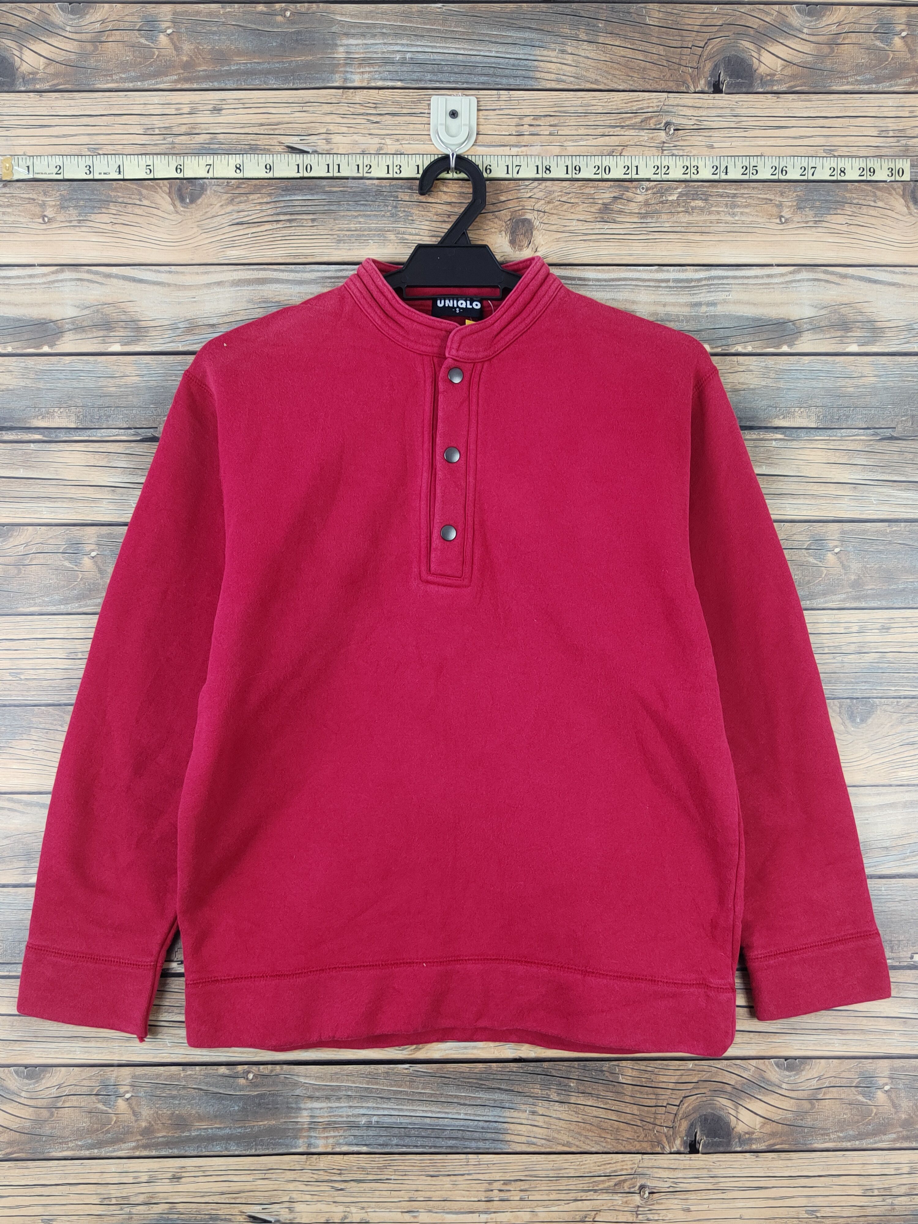 Japanese Brand × Vintage Uniqlo japan vintage Red Sweatshirts #W963 Size US S / EU 44-46 / 1 - 1 Thumbnail