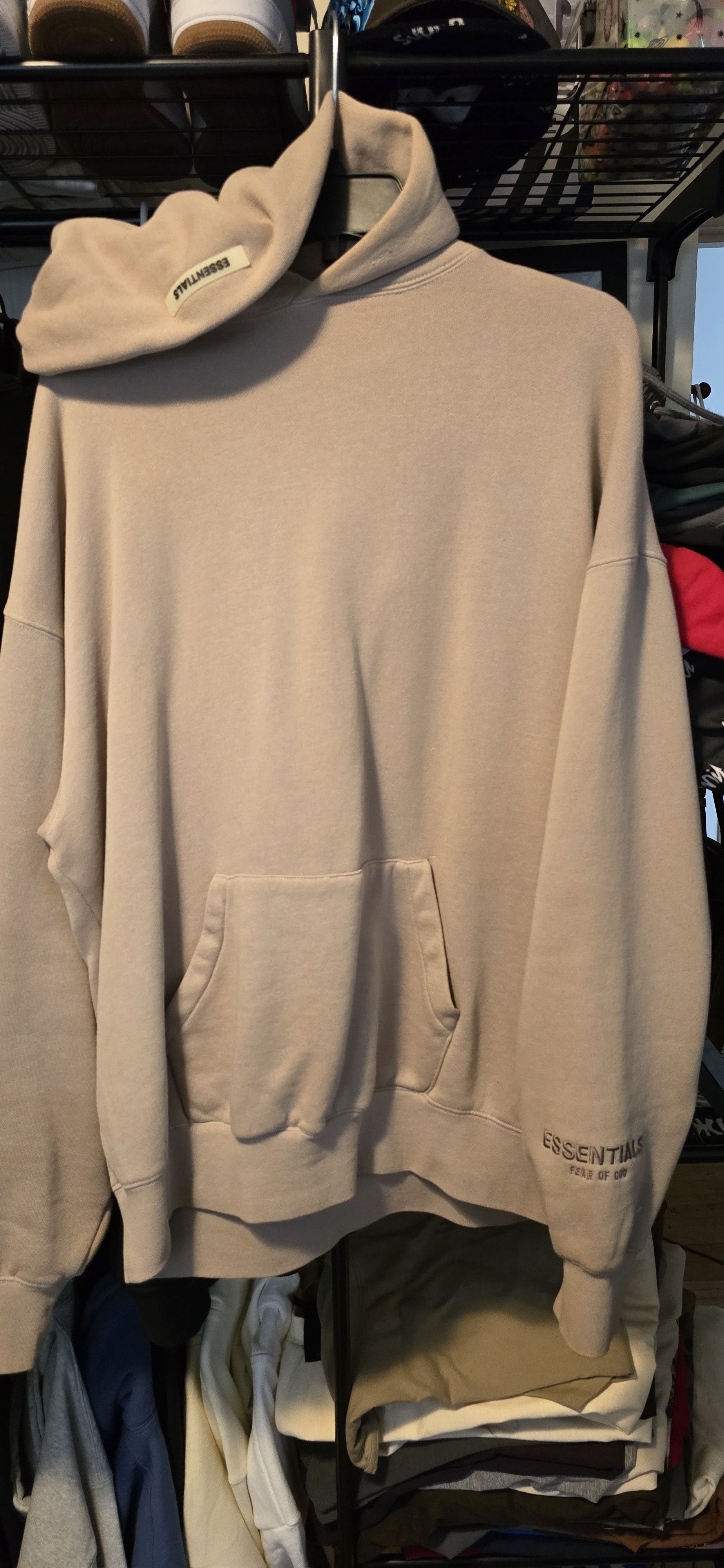 パーカー・フーディ FEAR OF GOD Men Hoodies FGE25051211 FLC252 Beige Fear of God Eternal Hoodie - Dusty Beige – Kith
