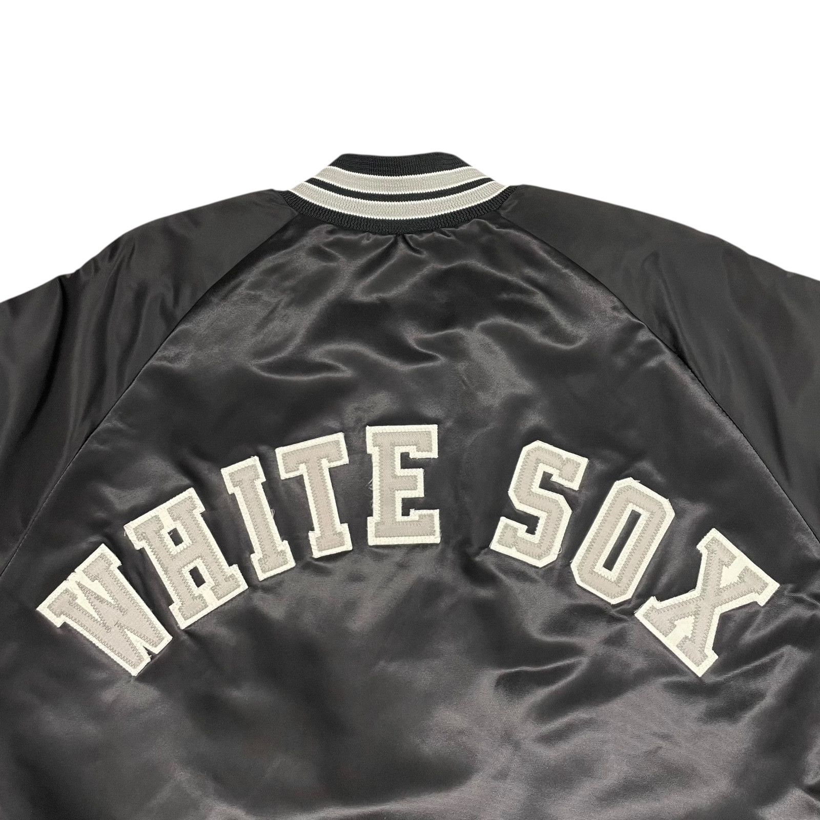 MLB VTG 90s CHICAGO WHITE SOX CHALK LINE SATIN JACKET SPELL OUT Size US L / EU 52-54 / 3 - 3 Thumbnail