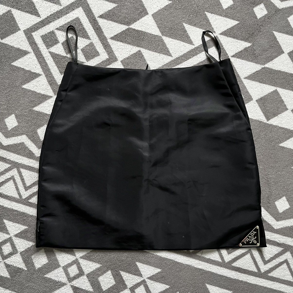 Prada Prada nylon triangle mini skirt Size 26" / US 2 / IT 38 - 5 Thumbnail
