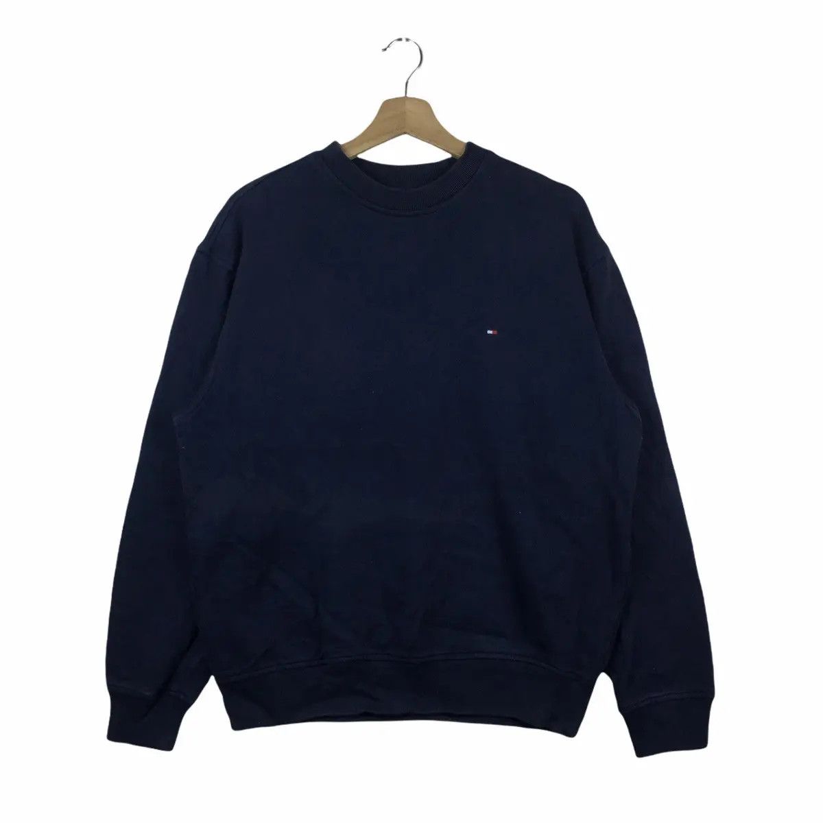 Tommy Hilfiger Vintage TOMMY HILFIGER Flag Embroidered Sweatshirt Pullover Size US S / EU 44-46 / 1 - 1 Thumbnail