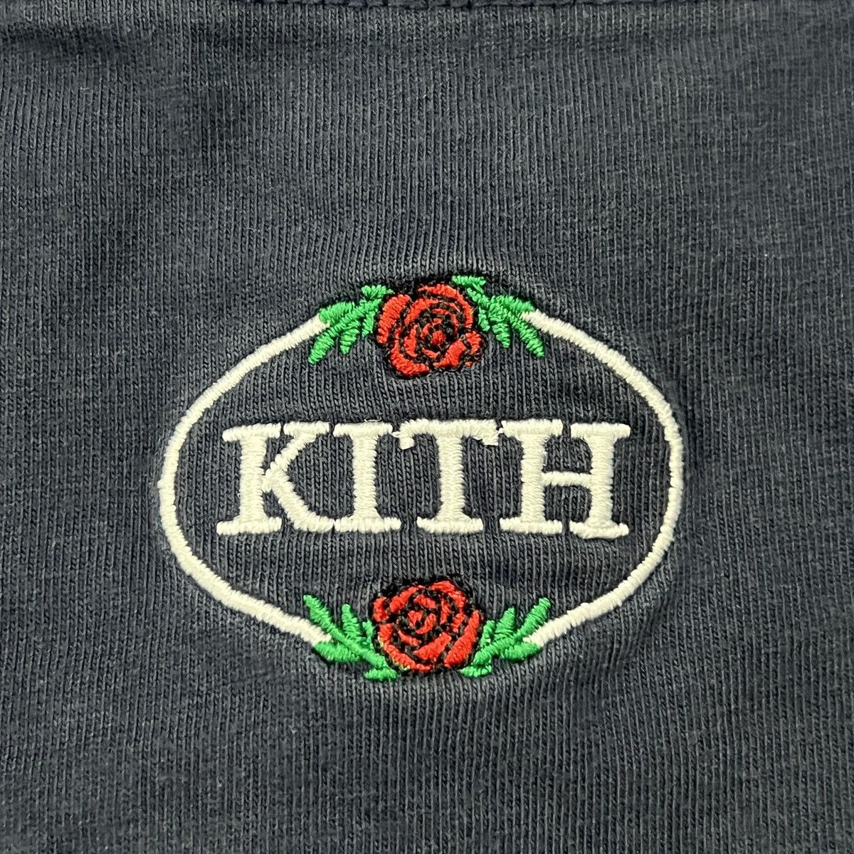 Kith Kith SS23 Rose Embroidered Pocket Logo T-Shirt Size US L / EU 52-54 / 3 - 6 Thumbnail