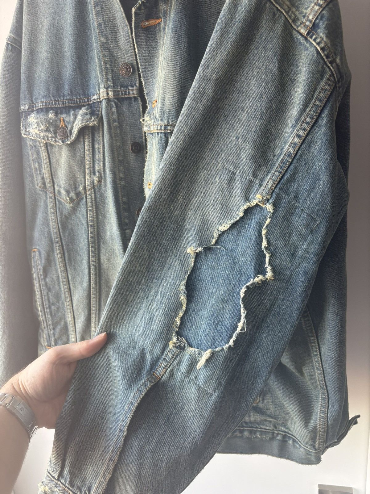 Balenciaga Balenciaga Destroyed Denim Jacket Size US XXL / EU 58 / 5 - 2 Thumbnail