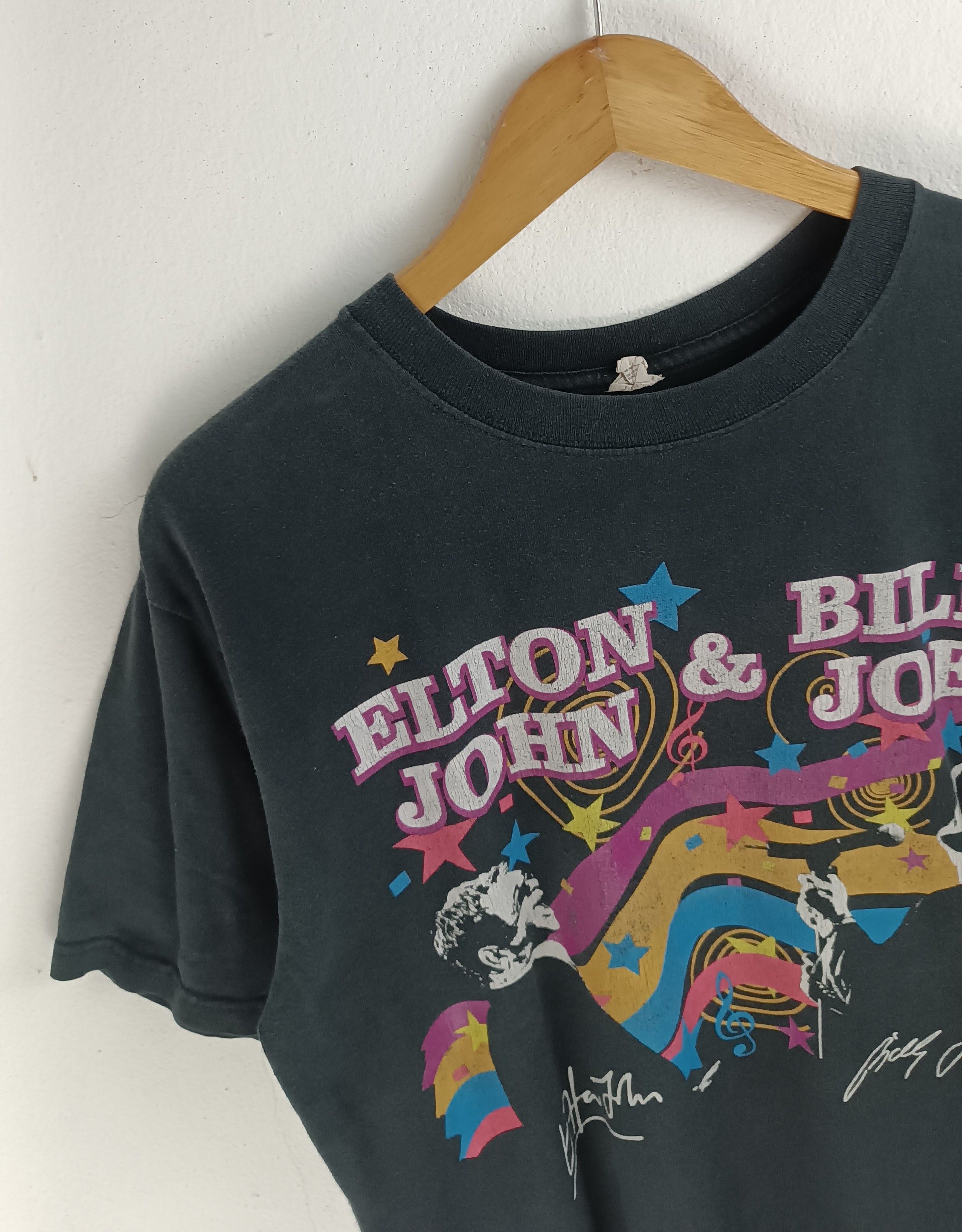 Band Tees VINTAGE '09 BILLY JOEL & ELTON JOHN FACE2FACE TOUR VERY RARE Size US M / EU 48-50 / 2 - 5 Thumbnail