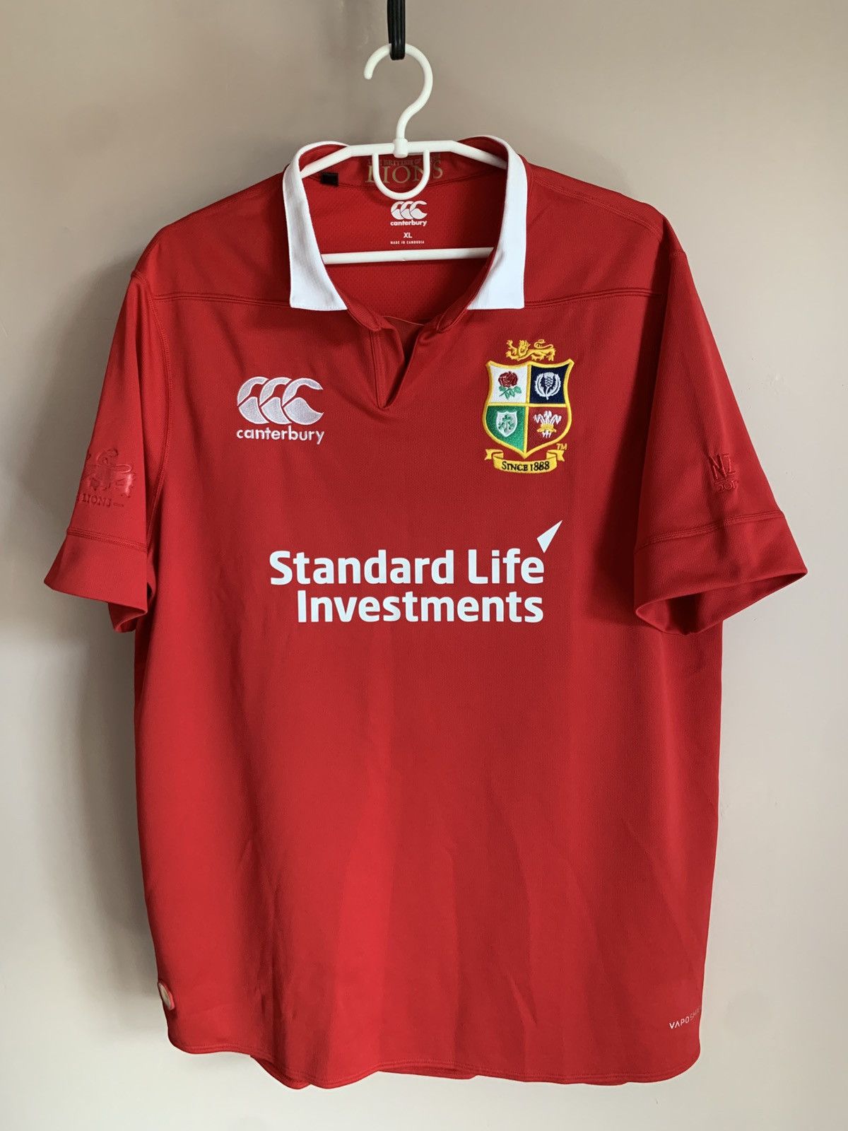 Canterbury of New Zealand British and Irish Lions 2017 Rugby Union Shirt Canterbury XL Size US XL / EU 56 / 4 - 1 Thumbnail