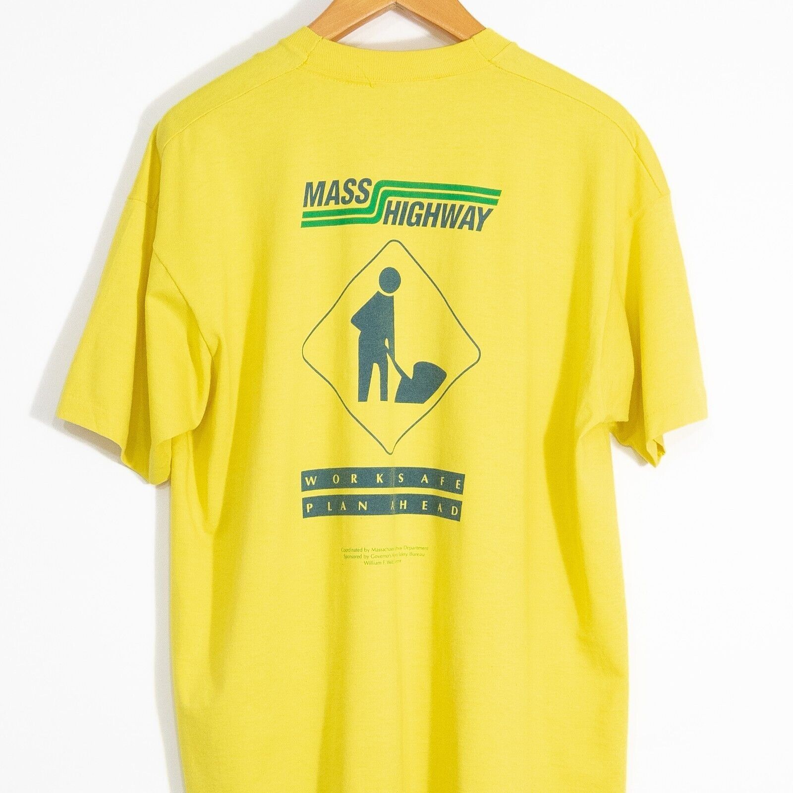 Vintage Vintage 90s Mass Highway T Shirt XL - Massachusetts Workwear Size US XL / EU 56 / 4 - 2 Thumbnail